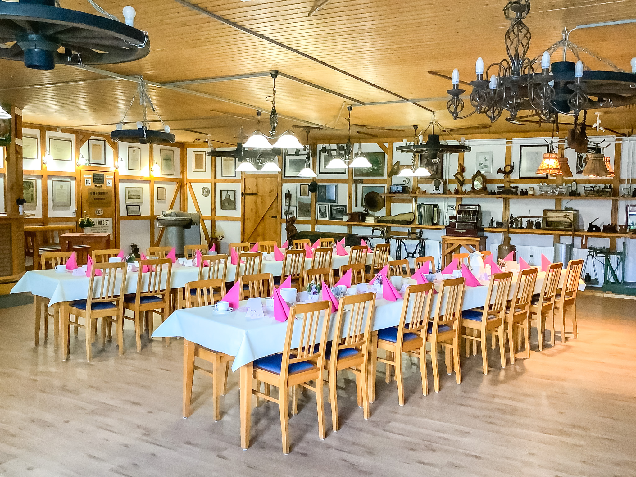 Stimmungsvoller Raum für Feste & Feiern